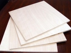杨木胶合板包装箱板多层板板材出口免熏蒸厂家直销