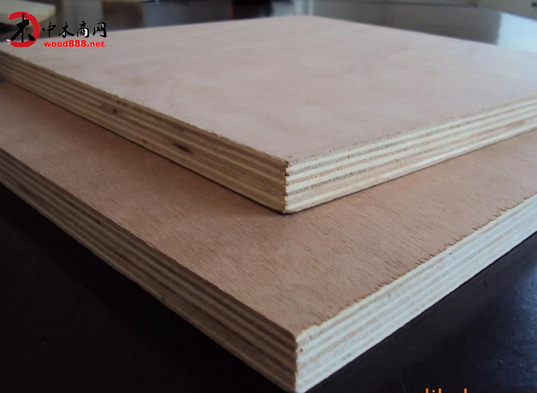 板材 5mm高密度板 中密度贴面板 密度板衣柜 中密度纤维板