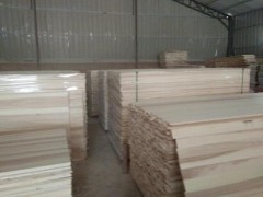 一手货源 专业生产杨木实木拼板 等宽条 杨木制品等