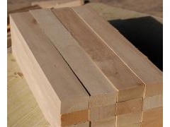量多优惠 优质杨木刨光材 刨光板 木板材 木材批发定做