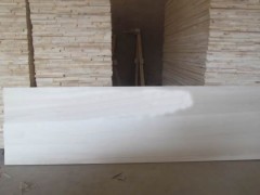 一手货源 专业生产杨木实木拼板 等宽条 杨木制品等