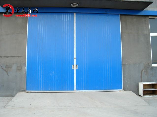 长期供应 彩钢平移门 平开门 彩钢上翻门 品种多 质量优