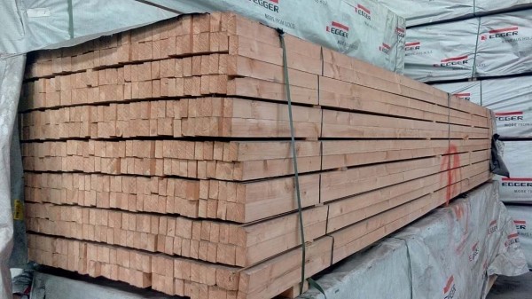 青岛无节樟子松实木板材国内品牌_森普国际木业采购