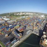莫桑比克纳卡拉港再次查获1200箱非法运往中国的木材