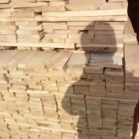 大连伟平木业专业生产柞木 樟子松 柞木拼板 指接板