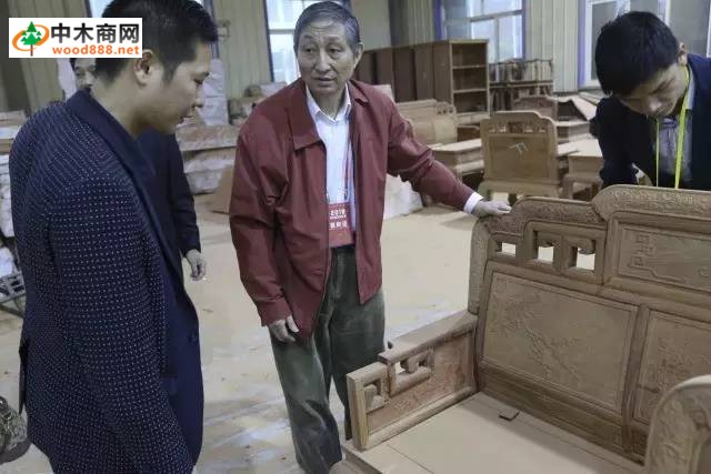 广西东兴：以红木文化节促进红木产业转型发展