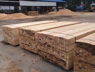山东绿水手木业可定制加工生产各种规格樟子松建筑口料建筑木方等