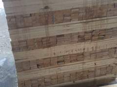 辽宁桂祥木业专业生产批发：樟子松原木板材落叶松原木板材