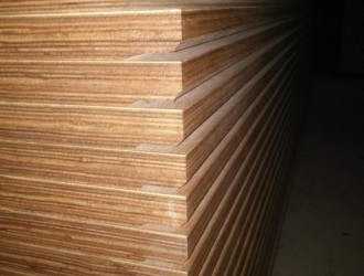 临沂棕森木业专业加工生产集装箱修箱板规格2400✘116