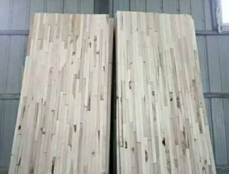精品杨木板芯杨木两拼芯板烘干板材各种规格均可定制生产