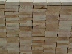 恒昇贸易木业专业供应俄罗斯进口板材樟子松实木板材量大从优