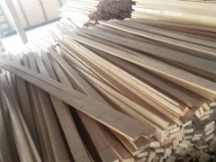 内蒙古恒昇贸易木业出售优质紧密耐磨落叶烘干板材厂家联系方式