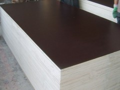 厂家直销工程黑覆膜板尽在信阳市全华木业有限公司