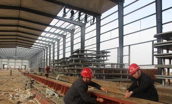 巴彦淖尔市首条环保无甲醛高密度板生产线已基本完成安装