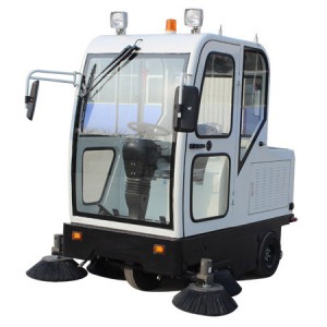 JM-2000 电动驾驶型扫地车