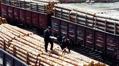 中国比较大陆路口岸创中国各口岸单日木材进口量历史新高