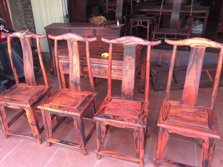 大红酸枝四方台椅—交趾黄檀