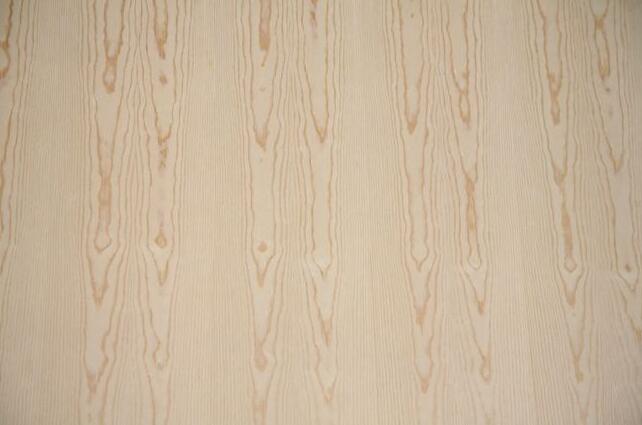 唯美木业供应:拉丝/浮雕/炭化/松木贴面板