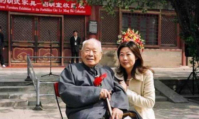 王世襄先生赐名“木趣居” ‘趣’字寓意深远