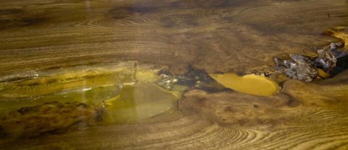 榆木琥珀树脂工作台桌面