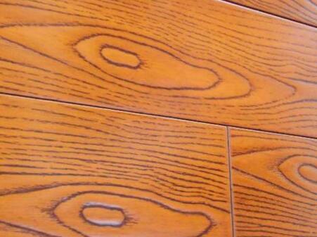 实木复合地板和强化复合地板那个好