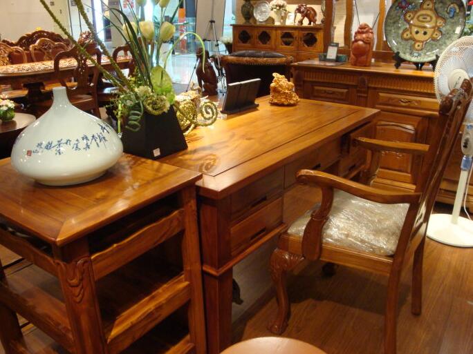 金丝柚木家具