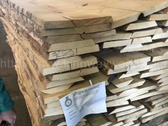 木业供应欧洲进口FSC白蜡毛边板实木板月供10柜防腐防虫图1
