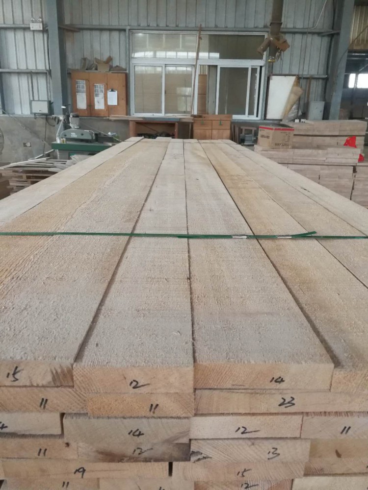 加拿大铁杉板材生产厂家批发价格