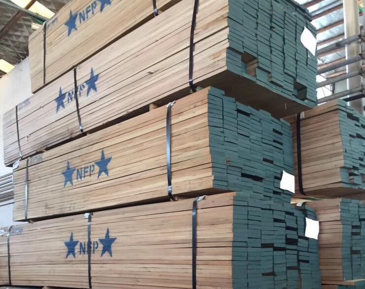 大批木材企业入驻北方家居产业园投资兴业