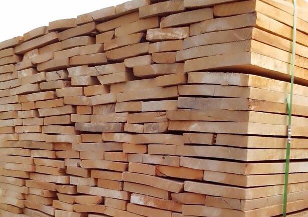 杨木烘干板材_用白杨木烘干板材做实木家具的优点