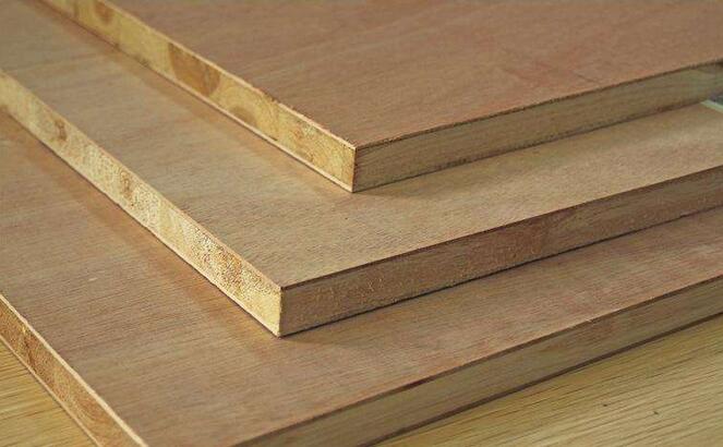 杨木烘干板材做人造板木芯板：