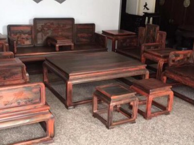 中式家具陈设于室内，是一种时尚，一种中式风格的追求