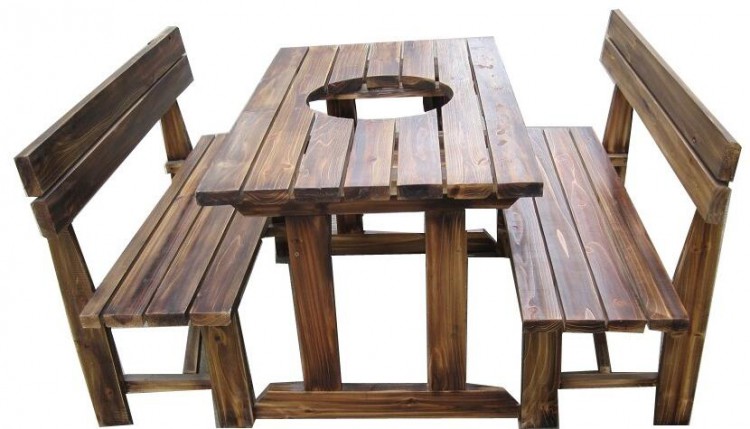碳化木餐桌