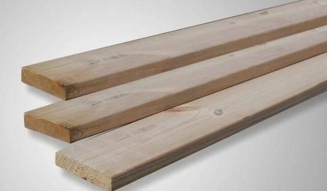 防腐木：就是把普通的木材经过化学药剂处理后的木材
