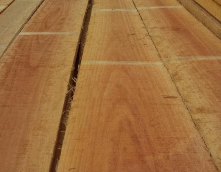 榆木烘干板材