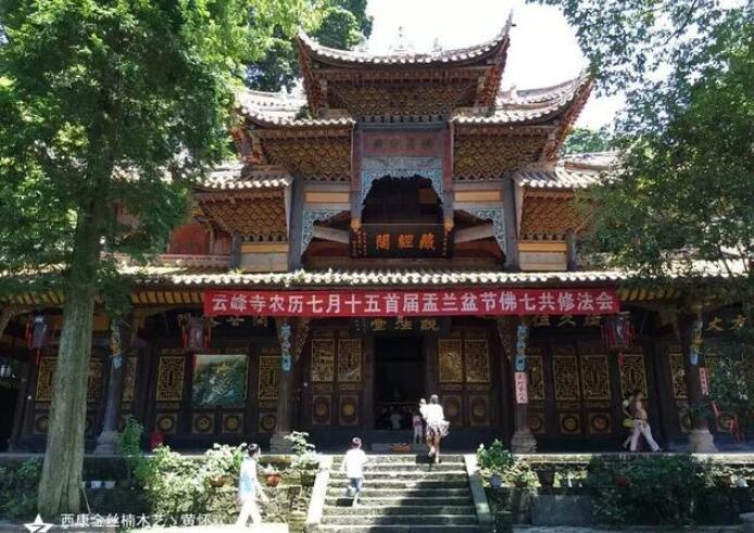 金丝楠木名气很大,是中木商网陈昌文国特有的宝贵木材