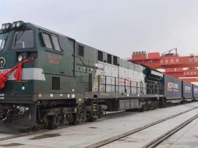 2017年宁夏发运中欧班列68列，板材等货物总重约11.7万吨