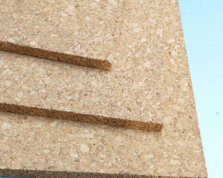 软木,俗称木栓,栓皮