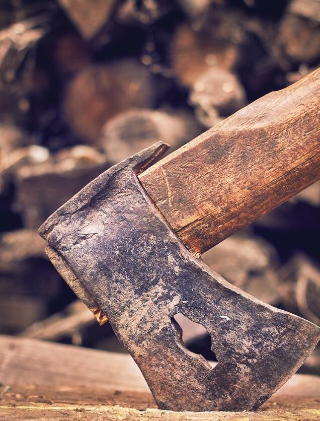 斧子——用斧子“砍削”是传统木工的基本功