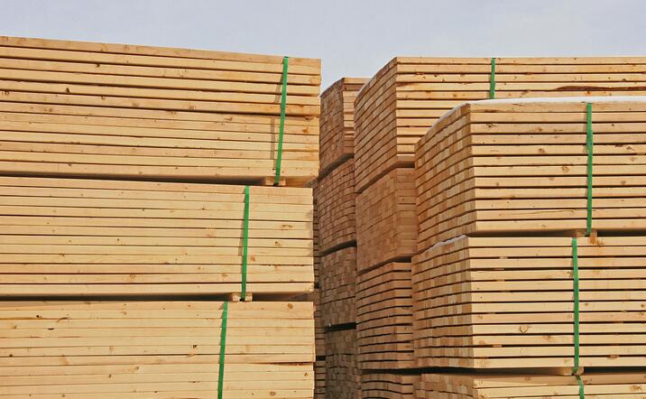 木材的某些强度与重量的比值比一般金属的比值都高