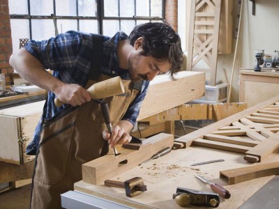 为什么说木工打制家具不敌板式定制家具？