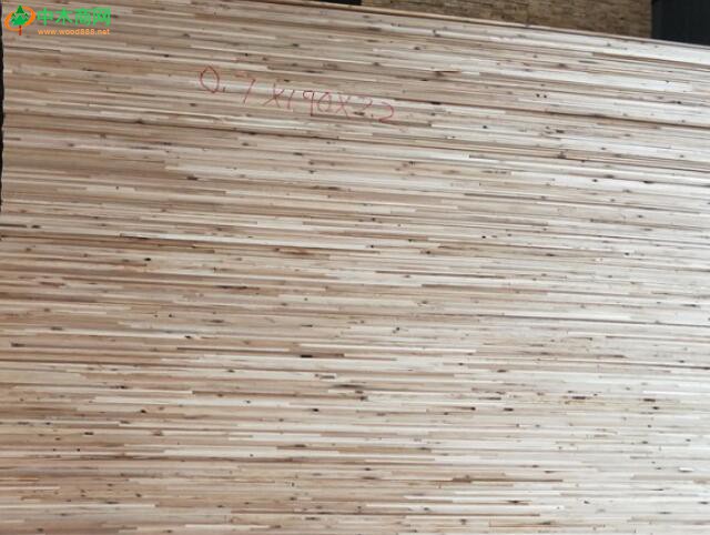 湖南永州双牌县巨龙木板厂是一家专业生产香杉木指接板厂家
