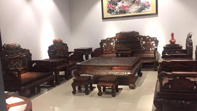 红木家具，传承中华民族五千年的历史，浓缩了中国千年的智慧