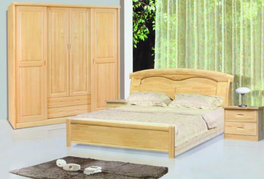 松木床光彩自然,保持了松木的自然本色 松木床光彩自然,保持了松木的自然本色