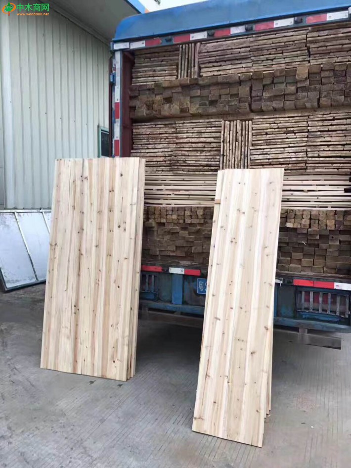 恵州市龙门县地派镇龙一木器厂专业生产杉木床板