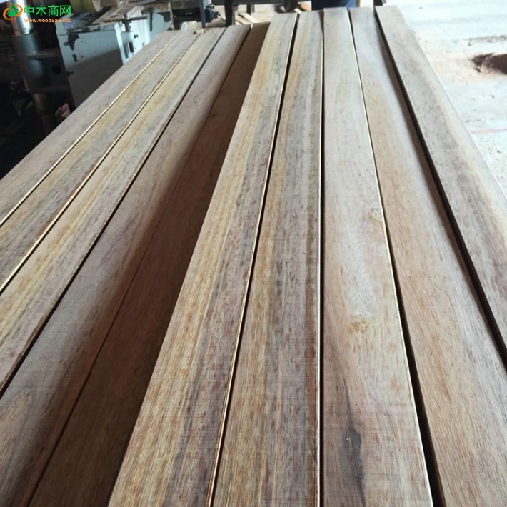 厂家供应优质菠萝格木 实木大板 菠萝格板材 防腐环保