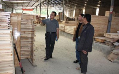 石柱县林业局开展木材加工企业安全生产工作大检查
