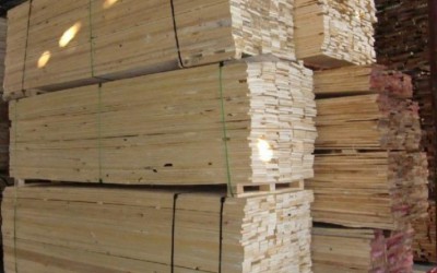 新西兰松防腐木厂家最低价格