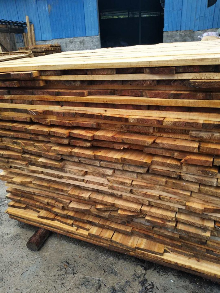 杉木板材