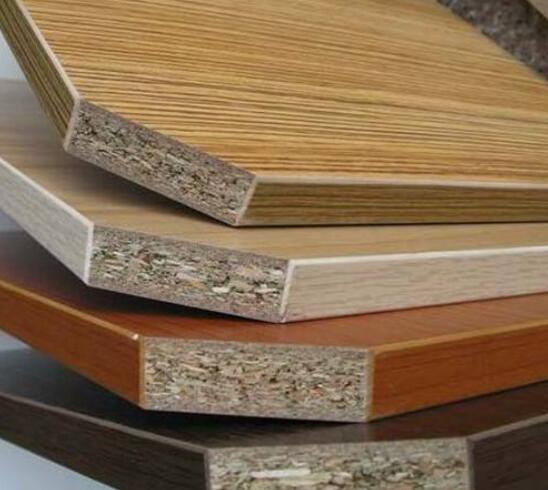 实木颗粒板很容易进行涂饰加工